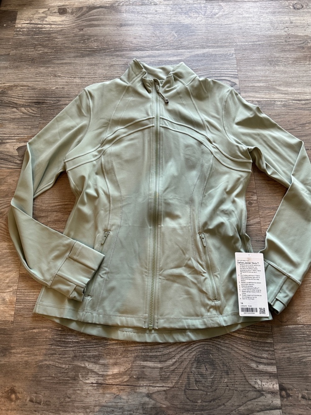 NEW with tags! Lululemon Define Jacket *Nulu Palm Court sz 14